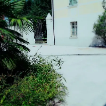 Borgo Machetto Farm stay Desenzano del Garda