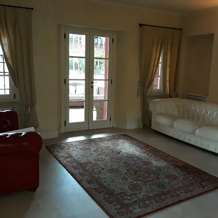 Farm stay Borgo Machetto Desenzano del Garda